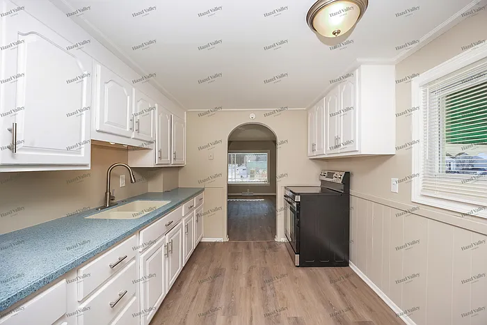 2709 Fackler Ave — Photo 6