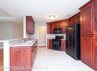 194 Chestnut Oak Cir, Owens Cross Roads, AL 35763