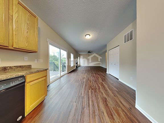 5th image of 609 Panzeretta Dr