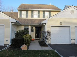 50 Strawberry Commons, Riverhead, NY 11901