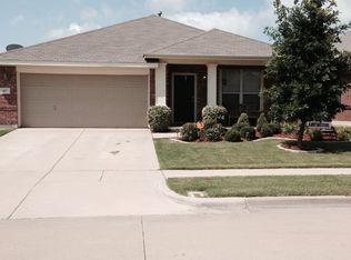 417 Sugarberry Ln, Fate, TX 75087