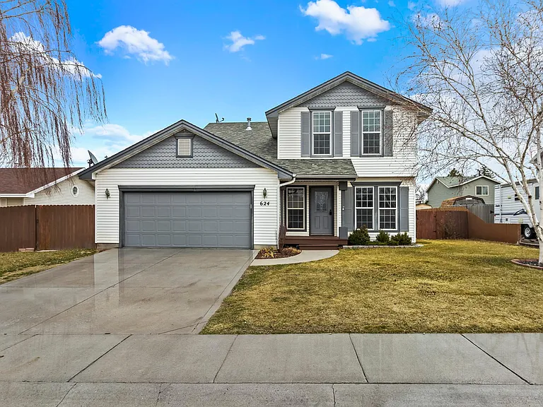 624 Greentree Way — Photo 1