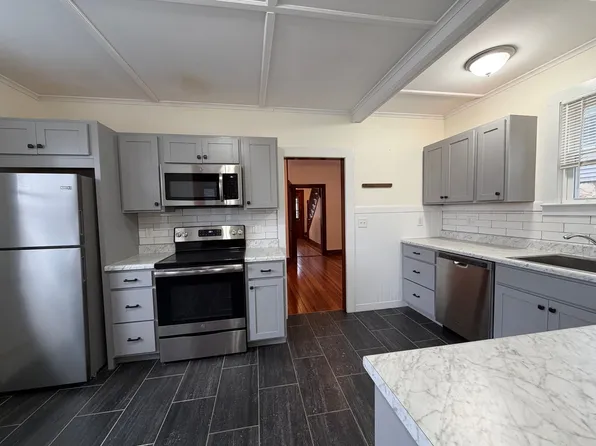 40 Cady St, North Adams, MA 01247