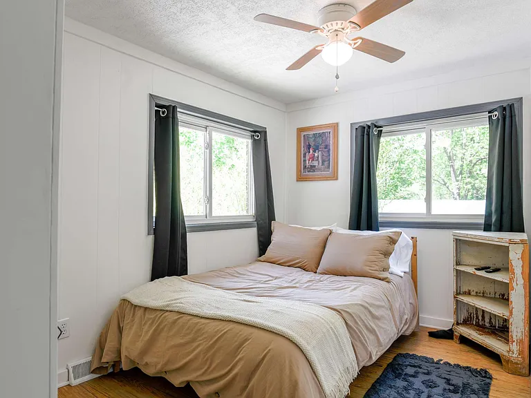 2143 Pisgah Hwy — Photo 23