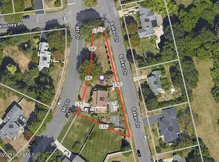 24 Mount Dr, West Long Branch, NJ 07764