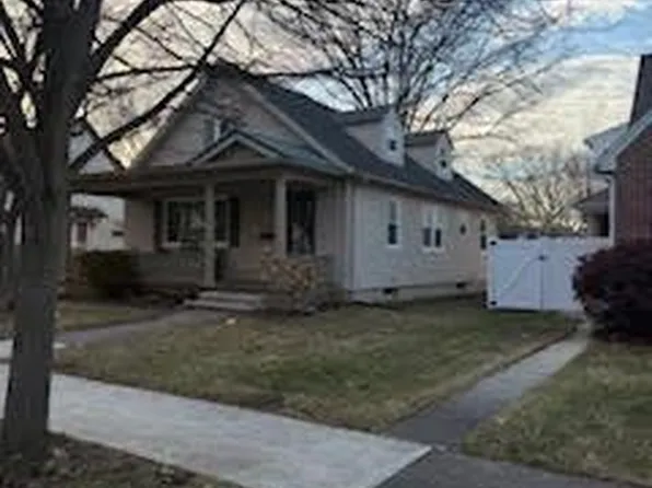 139 Maple Ave, Hershey, PA 17033