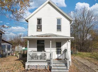 405 Van St, Barberton, OH