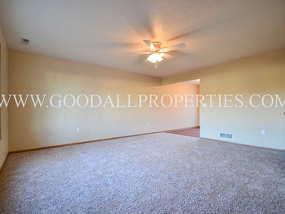 2nd image of 409 S Hazel St