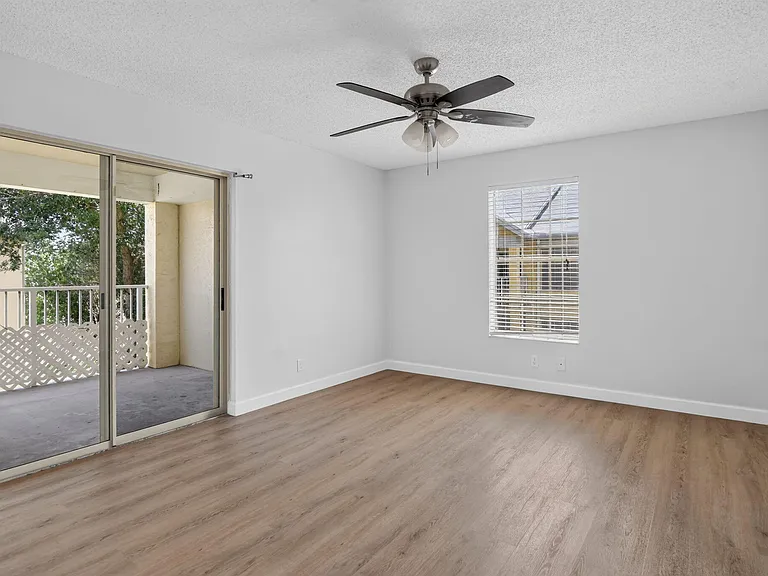 6323 La Costa Dr #M — Photo 14