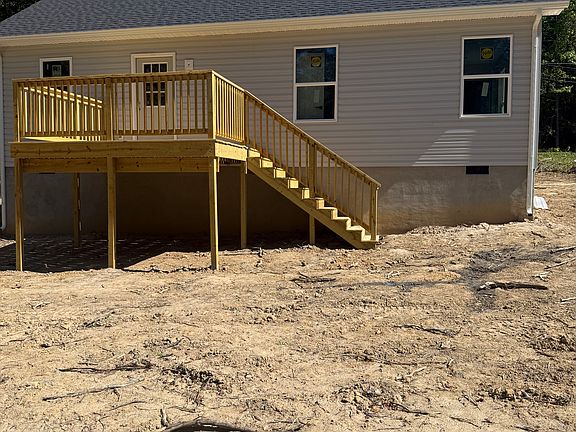 4th image of 12094 Norway Rd