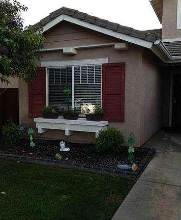 2nd image of 31411 Bradford St