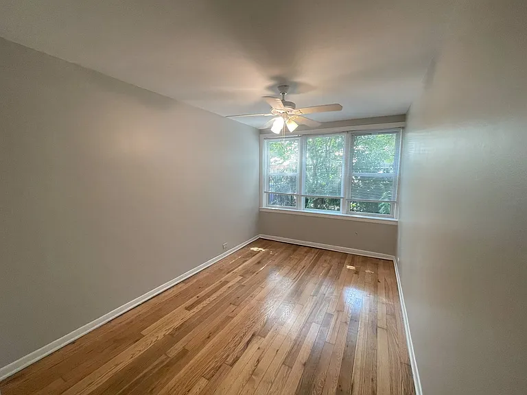 6107 N Cicero Ave — Photo 5
