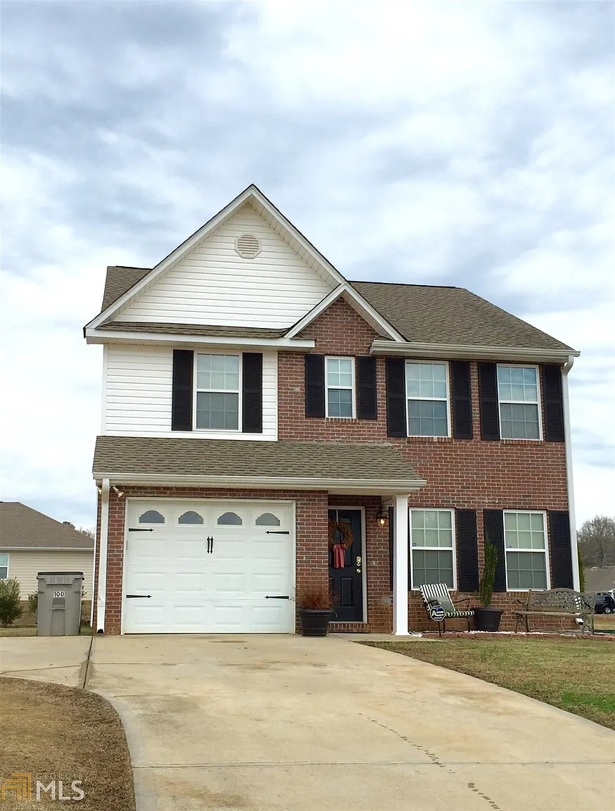 100 Olivia Way photo 1