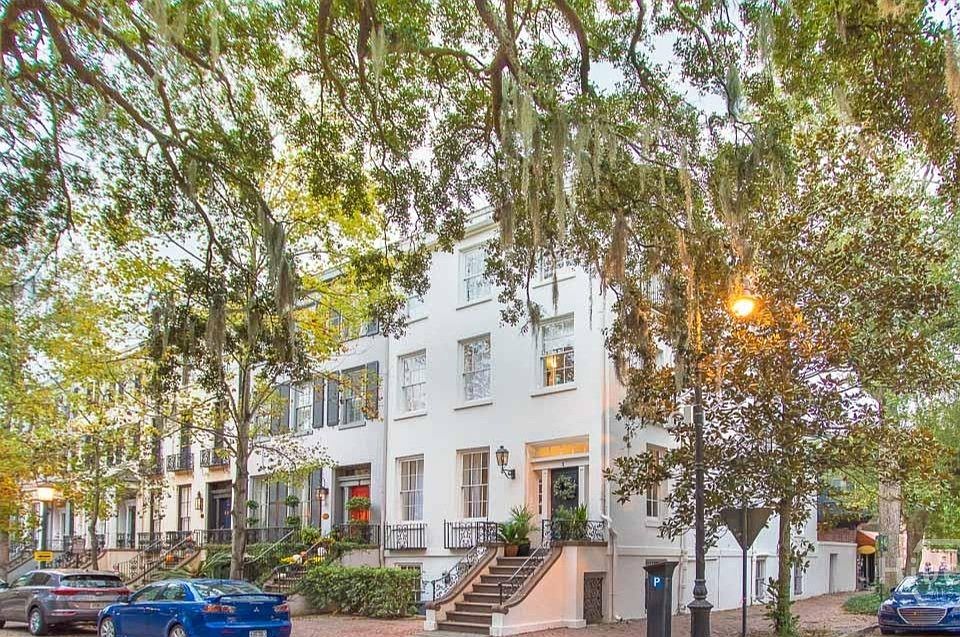 1st image of 1 E Gordon Street #Garden