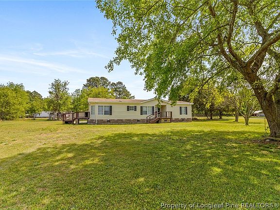 3rd image of 256 Summer Hill Rd