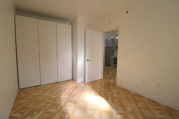 Rented by Akam Sales and Brokerage | media 4