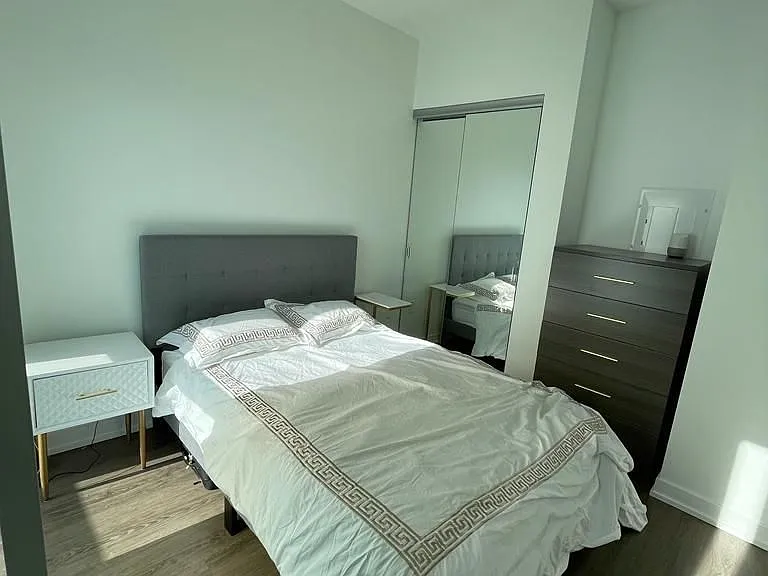 1 Yorkville Ave #3103 — Photo 12