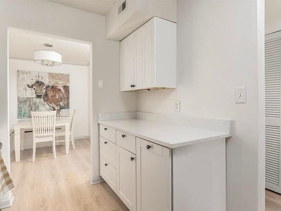 5th image of 3529 Essex Ave #75