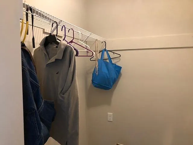 Walk-in closet