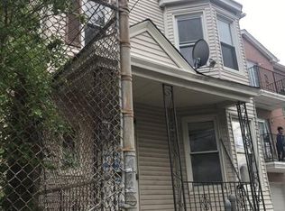 916 Hunterdon St, Newark, NJ 07112