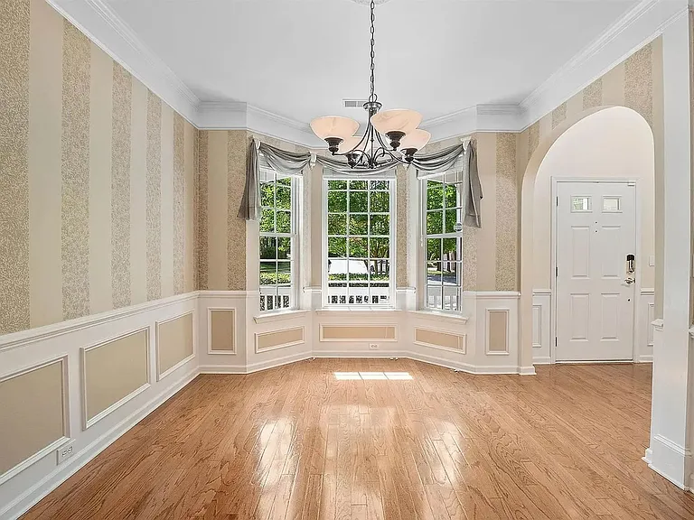 7 Back Bay Ct — Photo 6
