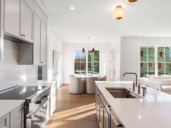 4th image of 18 Common Ct #18