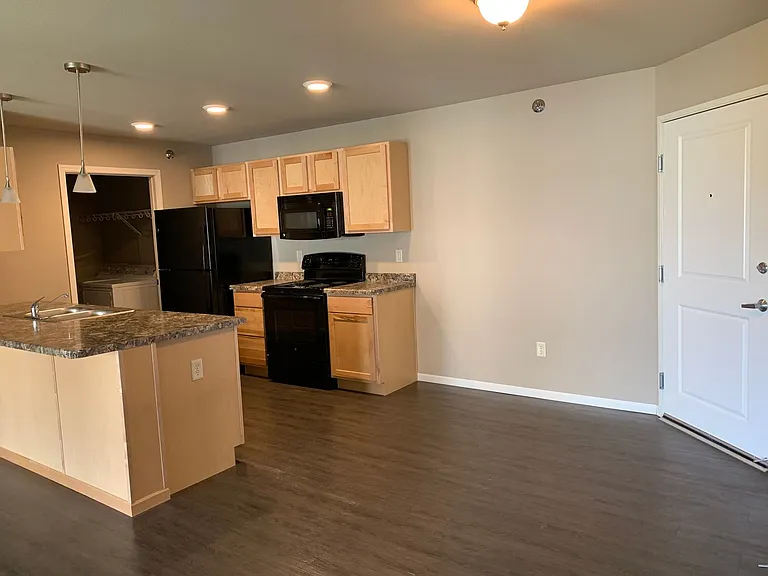 Aspen Trail Apartments — Photo 122