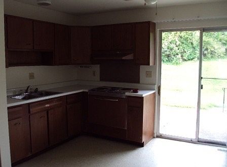 1st image of 1233 Uhlwood Dr