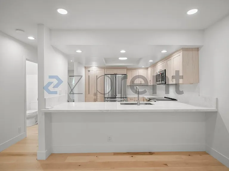 223 Saratoga Ave — Photo 12