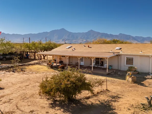 6944 S Appaloosa Place, Hereford, AZ 85615