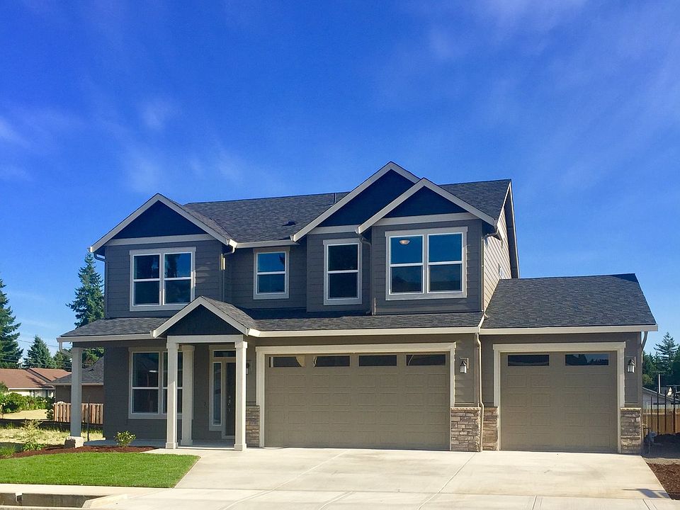 1st image of 5811 NE 45th St