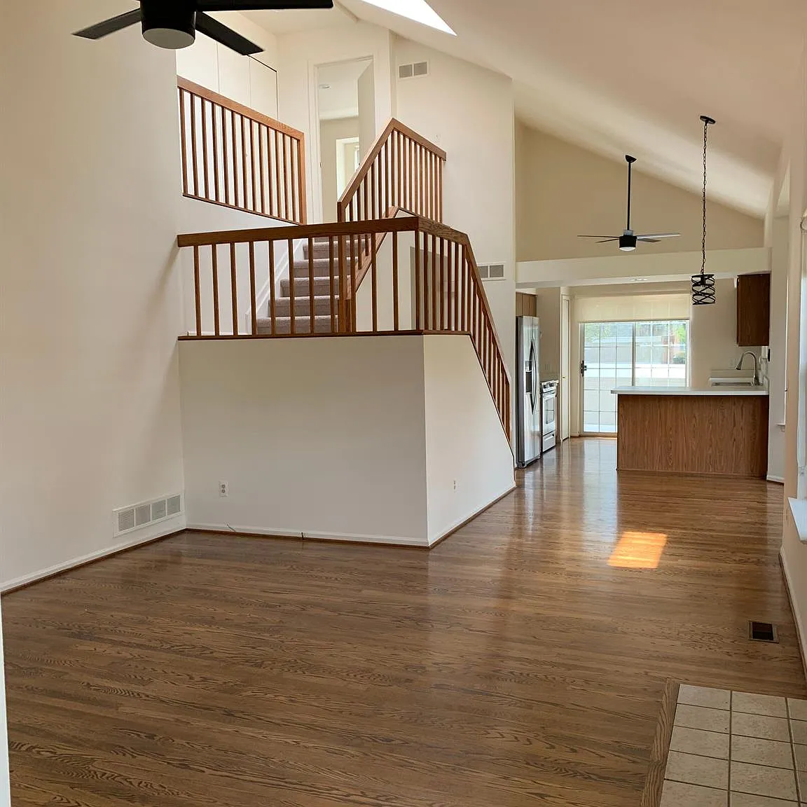 3 bed, 2.0 bath, 1546 sqft, $2,600 — Photo 2