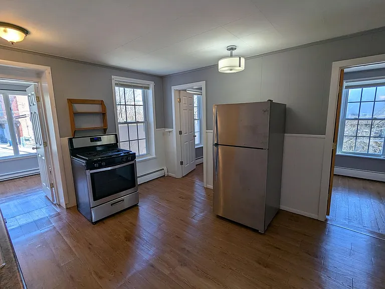 13 Hamilton St — Photo 16