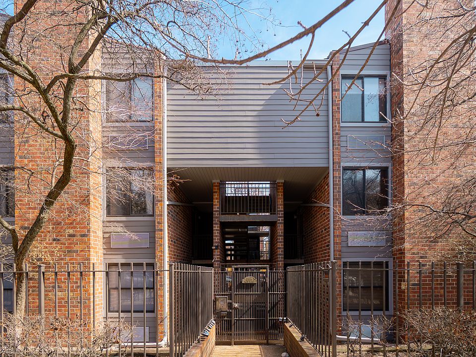 1st image of 2225 N Halsted St #G3