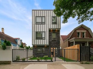 932 N Trumbull Ave, Chicago, IL 60651