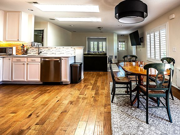 Dining area large enough for 4-6 person table