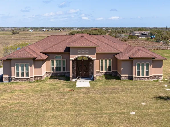 2390 Johnson Rd, Aransas Pass, TX 78336