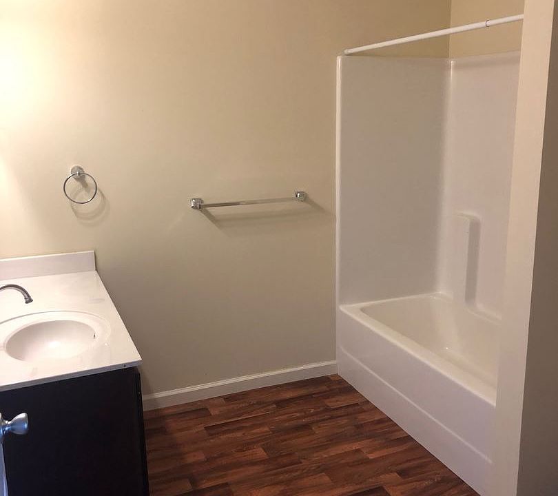 2nd image of 107 Nancy Ln APT B