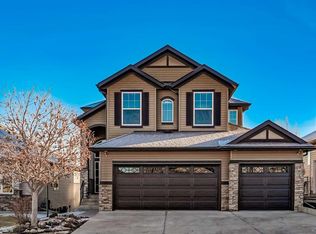 60 W Sheep River Hts, Okotoks, AB T1S 2A1