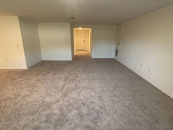 4th image of 539 Finch Ct