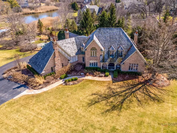 5443 Belmont Ct, Libertyville, IL 60048