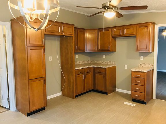 4th image of 14902 Galston Blvd