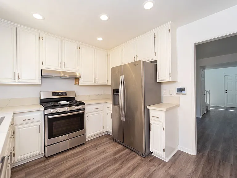 4365 Oak Glen St — Photo 4