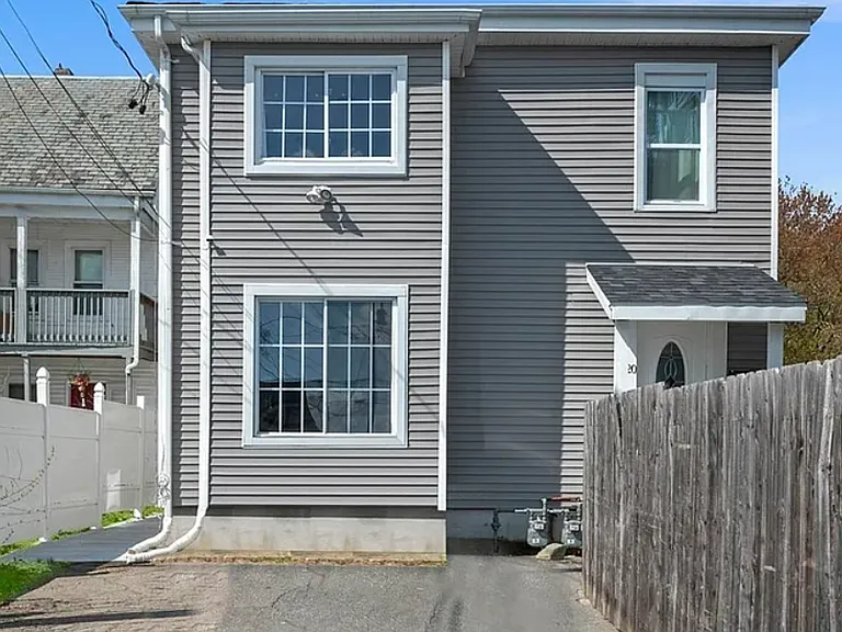 20 Holbrook Ave #1 — Photo 2