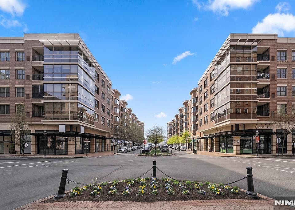 1st image of 22 Avenue At Port Imperial APT 204