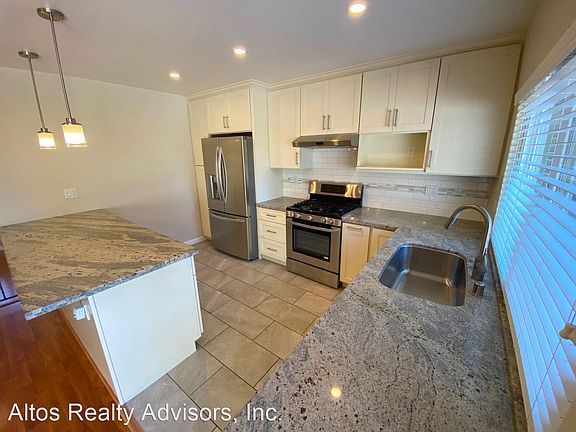 5th image of 2730 Agua Vista Dr