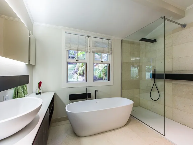 3663 Diamond Head Rd — Photo 13
