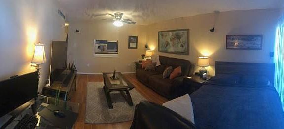 3rd image of 1100 Erie Ave Unit 603