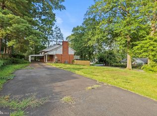 10913 Byrd Dr, Fairfax, VA 22030