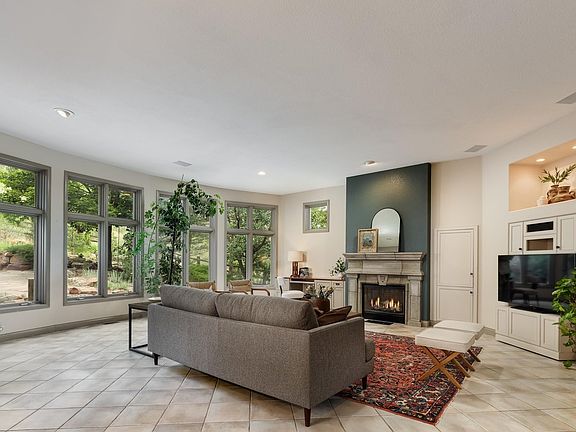 4th image of 119 Eagle Canyon Cir